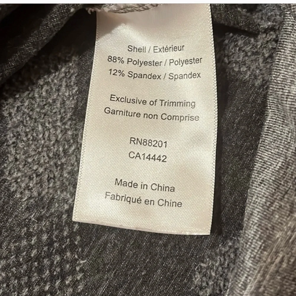 Mondetta Womens Camo Activewear Pullover Size:L